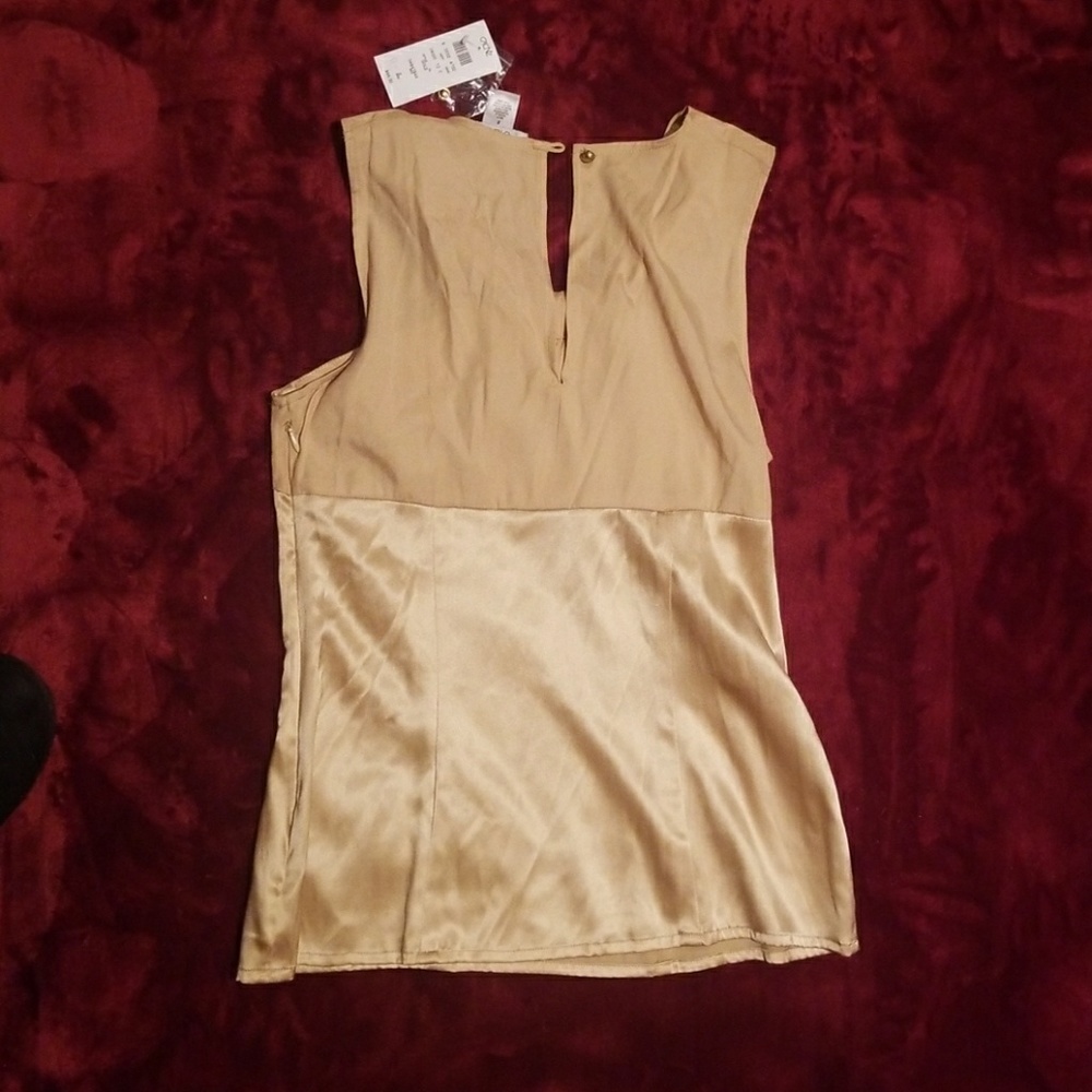 NWT! Cache silk gold top. Size small - Picture 3 of 3